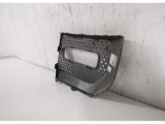 bontott LAND ROVER DEFENDER Jobb Ködlámpa Rács