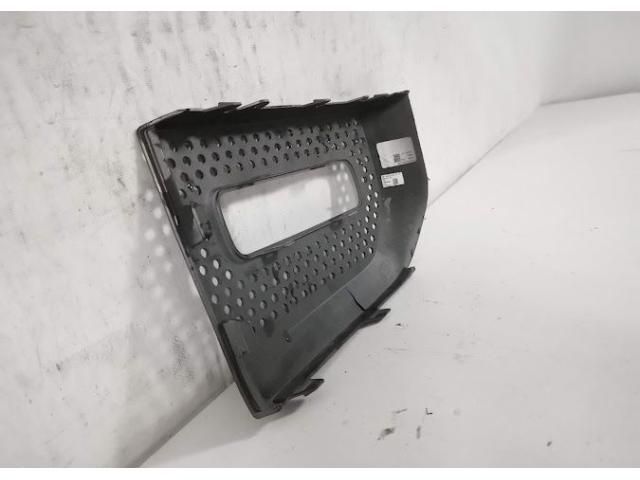 bontott LAND ROVER DEFENDER Jobb Ködlámpa Rács