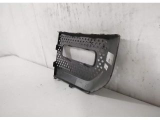 bontott LAND ROVER DEFENDER Jobb Ködlámpa Rács