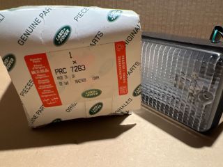 bontott LAND ROVER DEFENDER Tolatólámpa