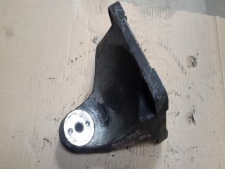 bontott LAND ROVER DISCOVERY Motor Tartó Bak (Fém)