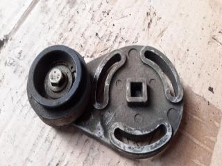 bontott LAND ROVER DISCOVERY Szíjfeszítő Görgő