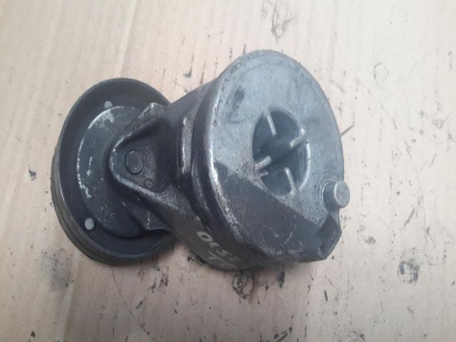 bontott LAND ROVER DISCOVERY Szíjfeszítő Görgő