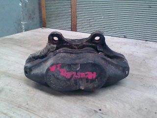 bontott LAND ROVER DISCOVERY Bal első Féknyereg Munkahengerrel