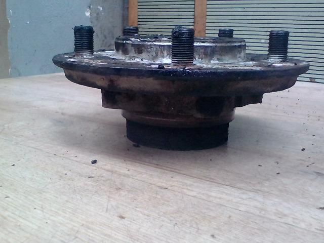 bontott LAND ROVER DISCOVERY Első Kerékagy (Pozíciófüggetlen)