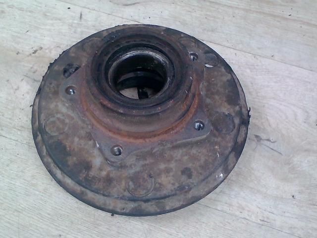 bontott LAND ROVER DISCOVERY Hátsó Kerékagy (Pozíciófüggetlen)