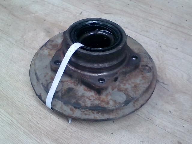 bontott LAND ROVER DISCOVERY Hátsó Kerékagy (Pozíciófüggetlen)