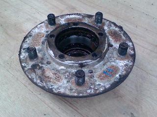 bontott LAND ROVER DISCOVERY Hátsó Kerékagy (Pozíciófüggetlen)