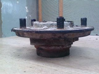 bontott LAND ROVER DISCOVERY Hátsó Kerékagy (Pozíciófüggetlen)