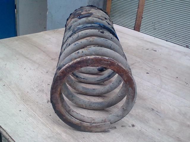 bontott LAND ROVER DISCOVERY Hátsó Rugó