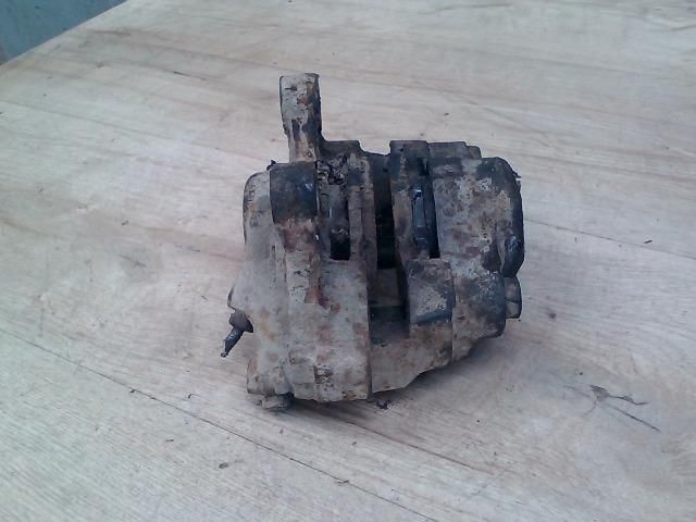 bontott LAND ROVER DISCOVERY Jobb hátsó Féknyereg Munkahengerrel