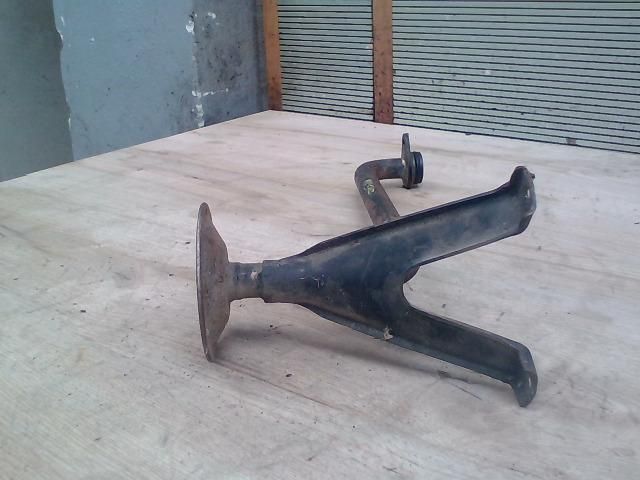 bontott LAND ROVER DISCOVERY Olaj Szivattyú Cső