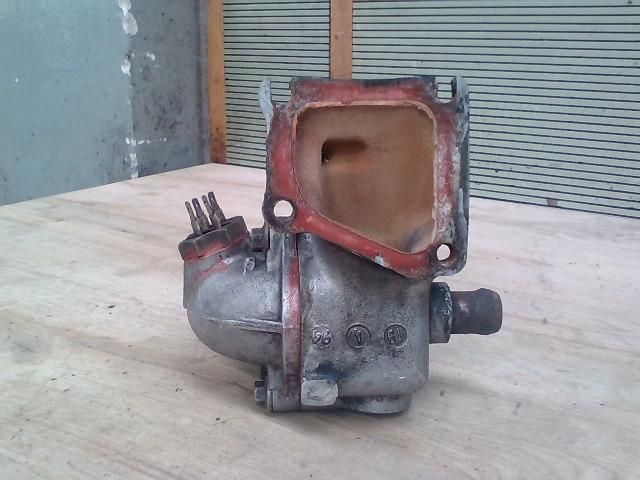 bontott LAND ROVER DISCOVERY Termosztátház