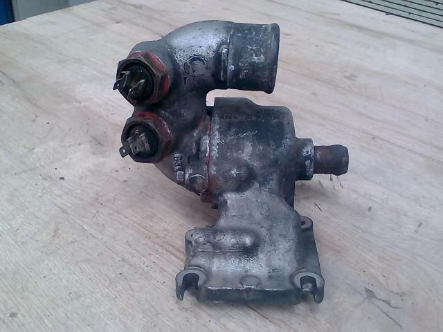 bontott LAND ROVER DISCOVERY Termosztátház