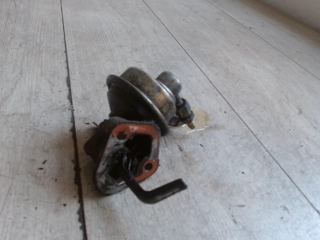 bontott LAND ROVER DISCOVERY Üzemanyag Szivattyú