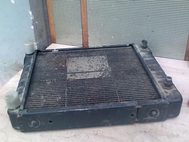 bontott LAND ROVER DISCOVERY Vízhűtő Radiátor (Nem klímás)