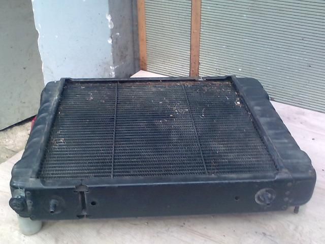 bontott LAND ROVER DISCOVERY Vízhűtő Radiátor (Nem klímás)