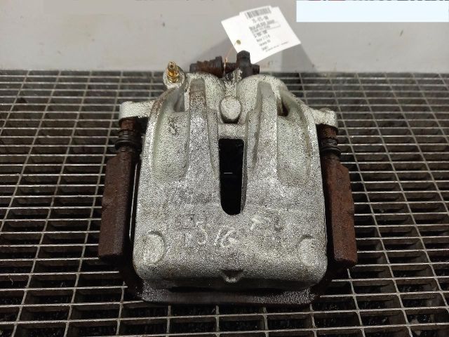 bontott LAND ROVER DISCOVERY Bal első Féknyereg Munkahengerrel