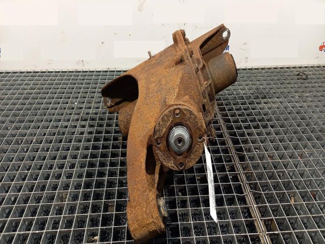 bontott LAND ROVER DISCOVERY Differenciálmű Tartó Bak