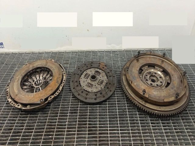 bontott LAND ROVER DISCOVERY Fogaskoszorú