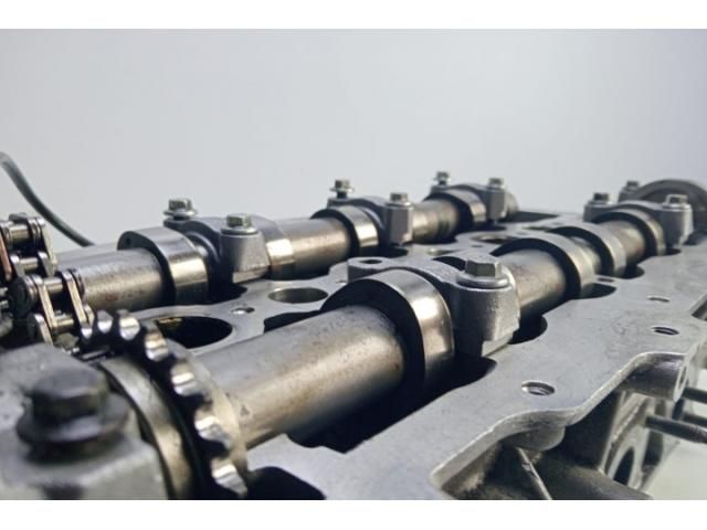 bontott LAND ROVER DISCOVERY Hengerfej