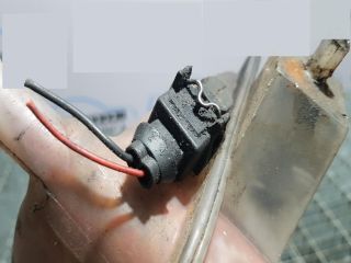 bontott LAND ROVER DISCOVERY Kiegyenlítő Tartály