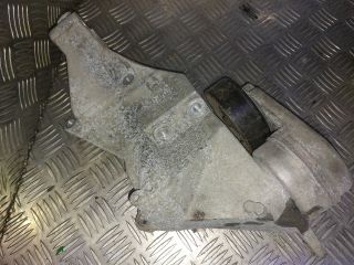 bontott LAND ROVER DISCOVERY Szíjfeszítő Görgő