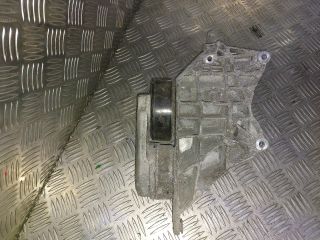 bontott LAND ROVER DISCOVERY Szíjfeszítő Görgő