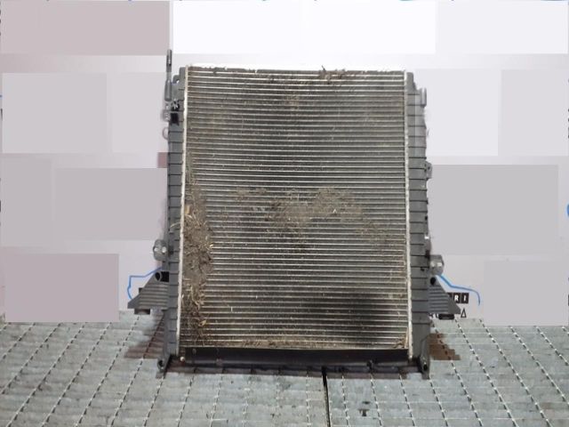 bontott LAND ROVER DISCOVERY Vízhűtő Radiátor (Klímás)