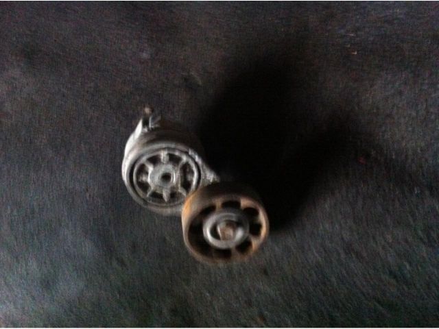 bontott LAND ROVER DISCOVERY Szíjfeszítő Görgő