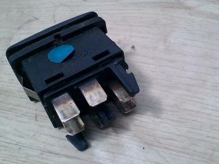 bontott LAND ROVER DISCOVERY Ablakemelő Kapcsoló (Pozíciófüggetlen)