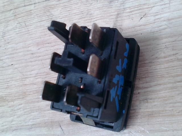 bontott LAND ROVER DISCOVERY Ablakemelő Kapcsoló (Pozíciófüggetlen)