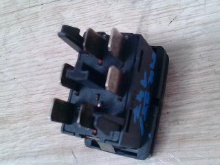 bontott LAND ROVER DISCOVERY Ablakemelő Kapcsoló (Pozíciófüggetlen)