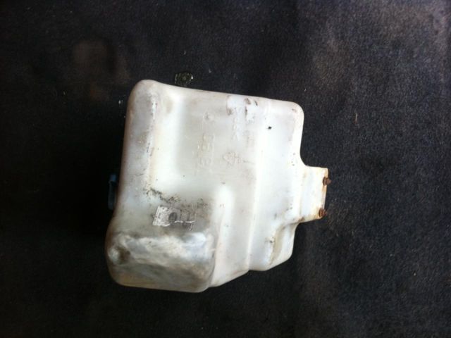 bontott LAND ROVER DISCOVERY Ablakmosó Tartály