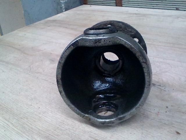 bontott LAND ROVER DISCOVERY Bal A Oszlop Burkolat