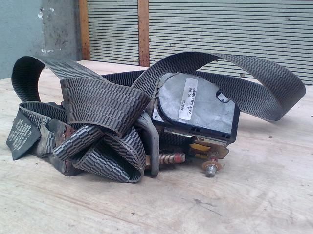 bontott LAND ROVER DISCOVERY Bal első Biztonsági Öv