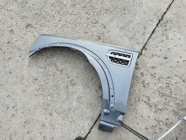 bontott LAND ROVER DISCOVERY Bal első Sárvédő