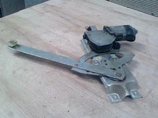 bontott LAND ROVER DISCOVERY Bal hátsó Ablakemelő Szerkezet (Elektromos)