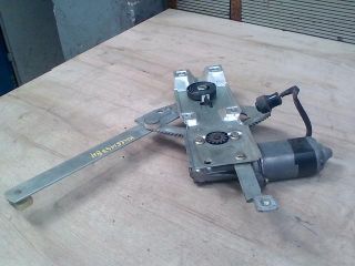 bontott LAND ROVER DISCOVERY Bal hátsó Ablakemelő Szerkezet (Elektromos)