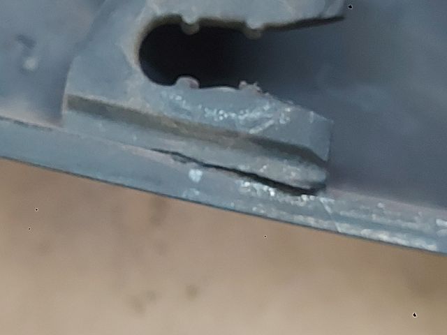 bontott LAND ROVER DISCOVERY Bal hátsó Ajtó Díszléc