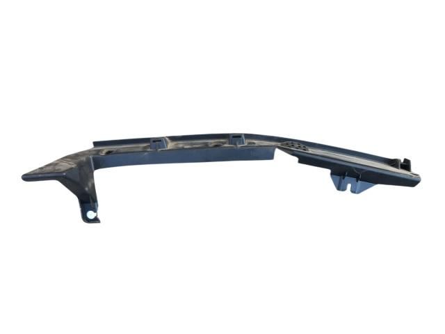 bontott LAND ROVER DISCOVERY Bal hátsó Lökhárító Tartó (Műanyag)