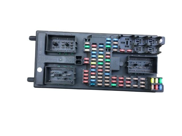 bontott LAND ROVER DISCOVERY Biztosítéktábla Utastér