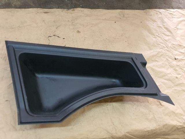 bontott LAND ROVER DISCOVERY Csomagtér Tálca