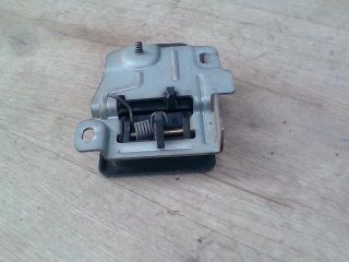 bontott LAND ROVER DISCOVERY Csomagtérajtó Kilincs