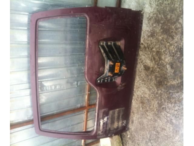 bontott LAND ROVER DISCOVERY Csomagtérajtó (Üres lemez)