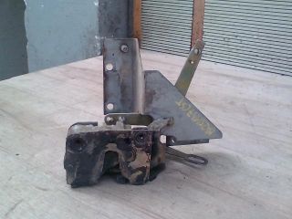 bontott LAND ROVER DISCOVERY Csomagtérajtó Zárszerkezet