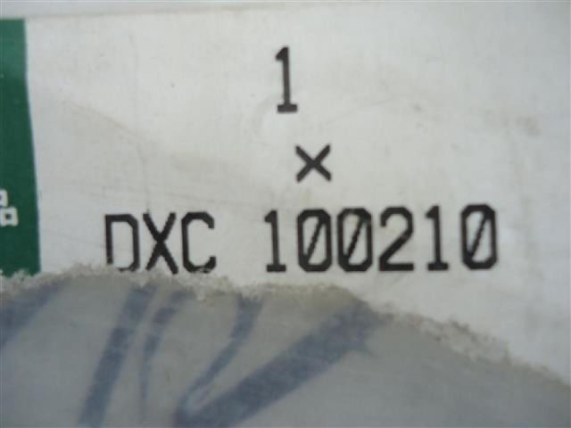 bontott LAND ROVER DISCOVERY Első Lökhárító Alsó Középső Díszrács