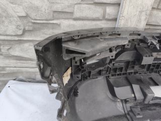 bontott LAND ROVER DISCOVERY Első Lökhárító (Üresen)