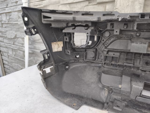 bontott LAND ROVER DISCOVERY Első Lökhárító (Üresen)