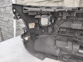 bontott LAND ROVER DISCOVERY Első Lökhárító (Üresen)